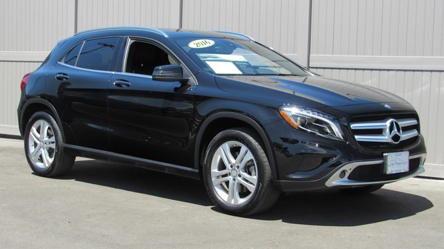 Pre Owned 2016 Mercedes Benz Gla Gla 250 4matic 4d Sport Utility